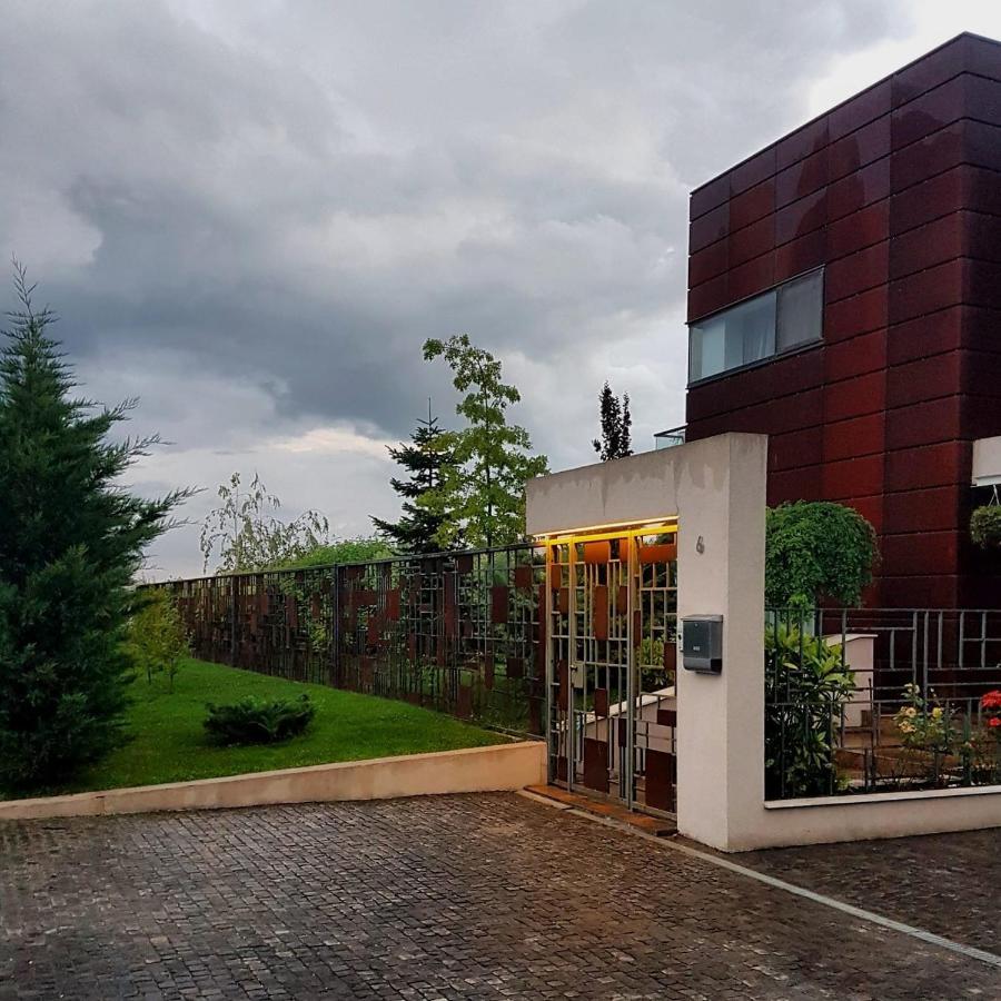 Kubiq Residence Giarmata Eksteriør bilde