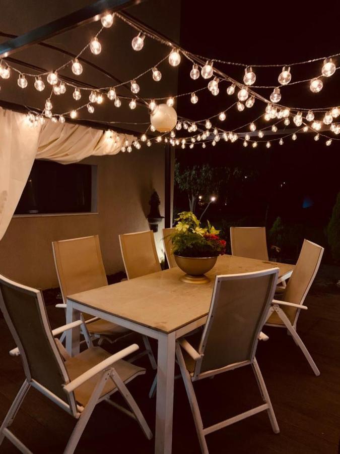 Kubiq Residence Giarmata Eksteriør bilde